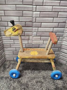 Vintage Playskool Ride On Rolling Giraffe